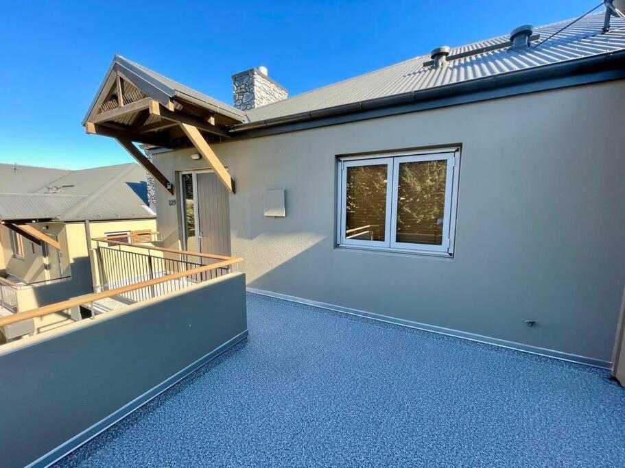 Terrace Downs 2 Bedroom Apartment Windwhistle Экстерьер фото