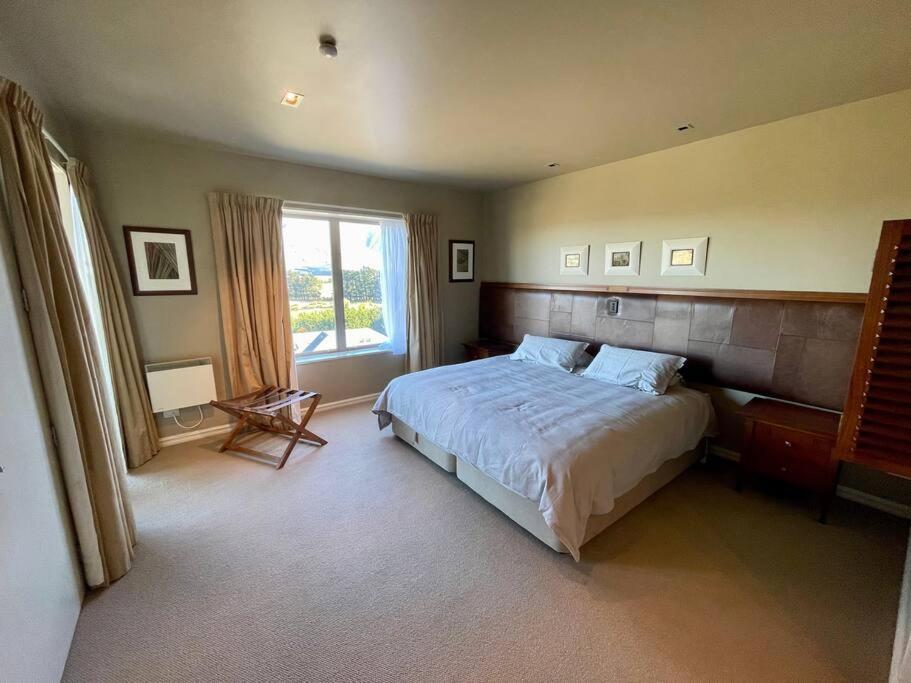Terrace Downs 2 Bedroom Apartment Windwhistle Экстерьер фото